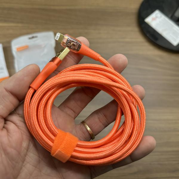 Cáp sạc A to L chính hãng Toocki mầu Cam cực đẹp, dài 2m. BH 03 tháng 1 đổi 1