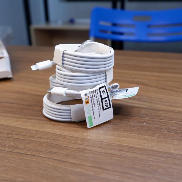 Cáp sạc nhanh C to L hàng xuất thị trường Đức, chip C94 taiwan, công suất 25w, New nobox (hàng ngon )