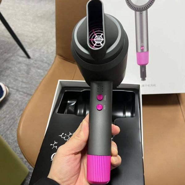 Máy sấy Nóng Lạnh 2 chiều bổ sung ion âm 1600W hãng QianRia ,độ ồn thấp